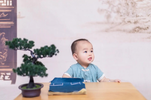 朝阳怀孕为啥肚子会长毛